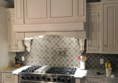 unique kitchen cabinets and backsplash